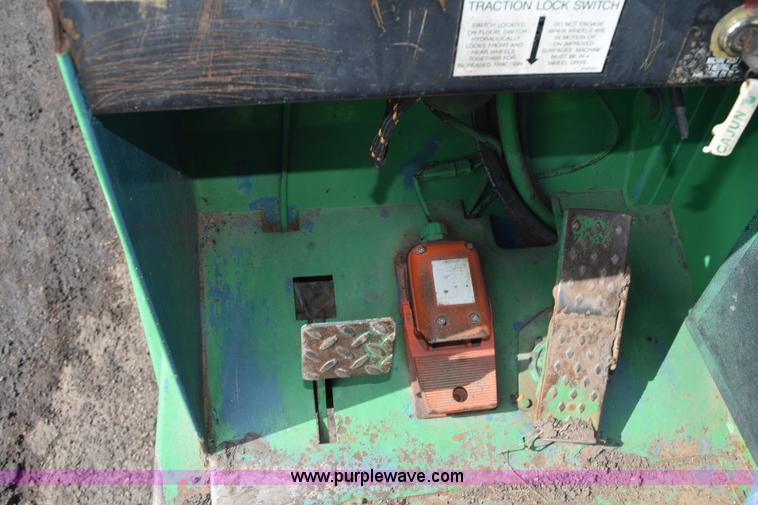 image for item L2575 Gradall 53406-42 telehandler