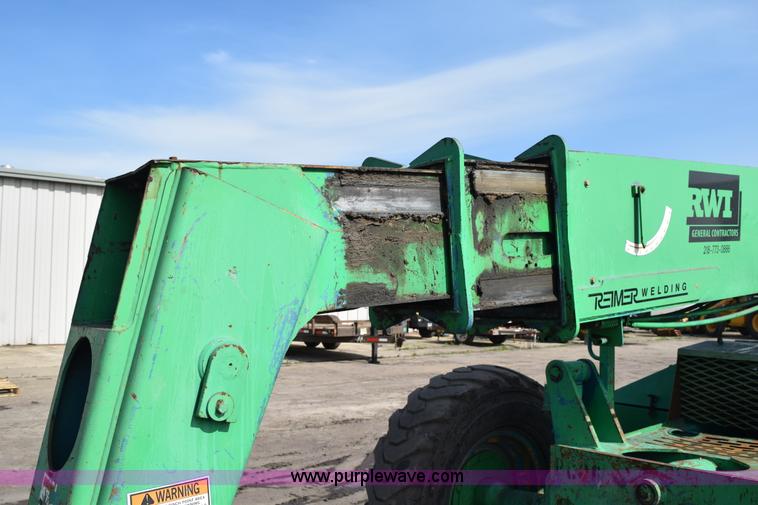 image for item L2575 Gradall 53406-42 telehandler
