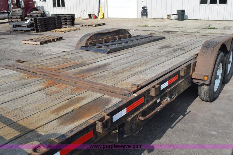 image for item L2576 2009 Tarnel equipment trailer