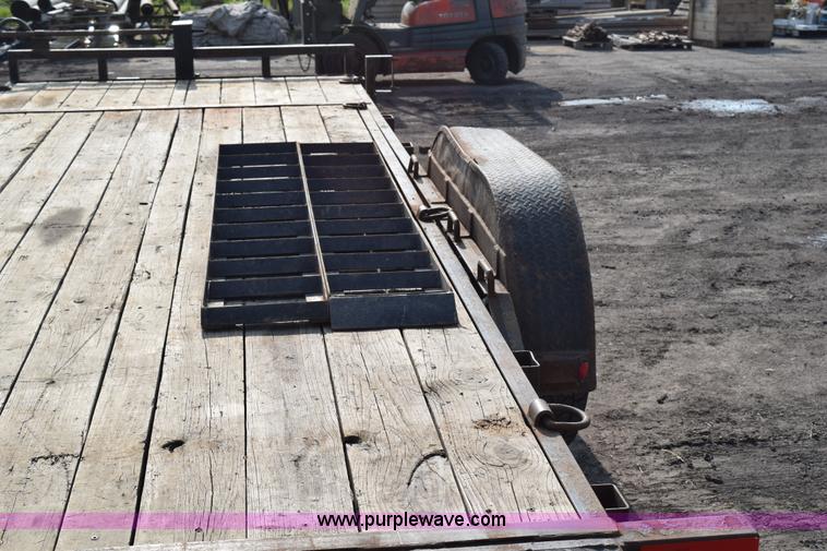 image for item L2576 2009 Tarnel equipment trailer