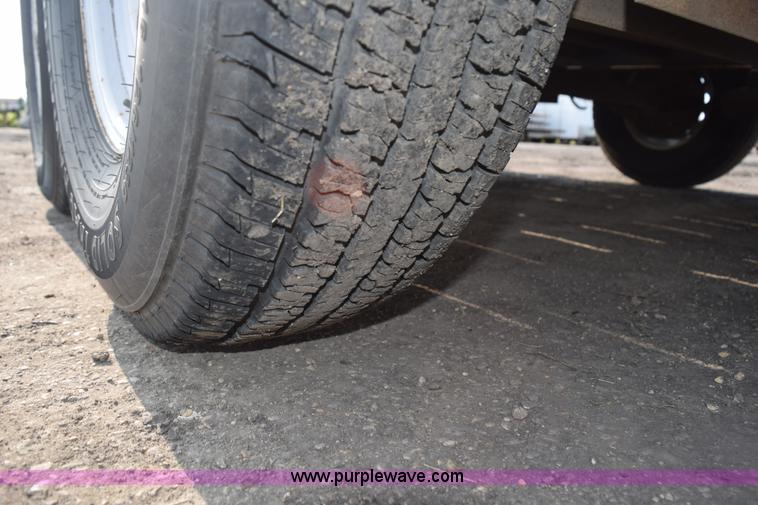 image for item L2576 2009 Tarnel equipment trailer