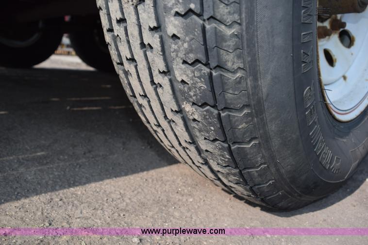 image for item L2576 2009 Tarnel equipment trailer