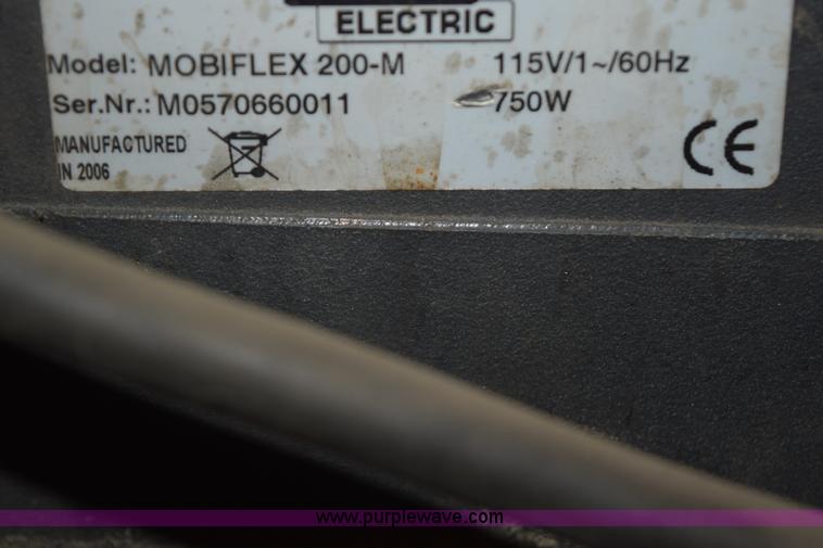 Lincoln Electric Mobiflex 200M portable ventilation system in East