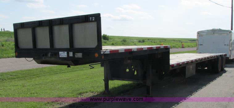 image for item L2630 1999 Trail King TK70LC5-402 equipment trailer