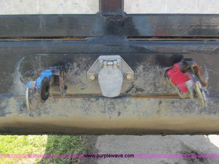 image for item L2630 1999 Trail King TK70LC5-402 equipment trailer