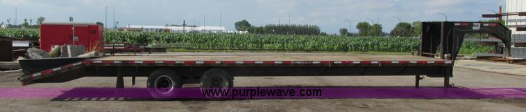 image for item L2635 2007 ABU 10234DG212 equipment trailer