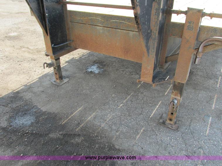 image for item L2635 2007 ABU 10234DG212 equipment trailer