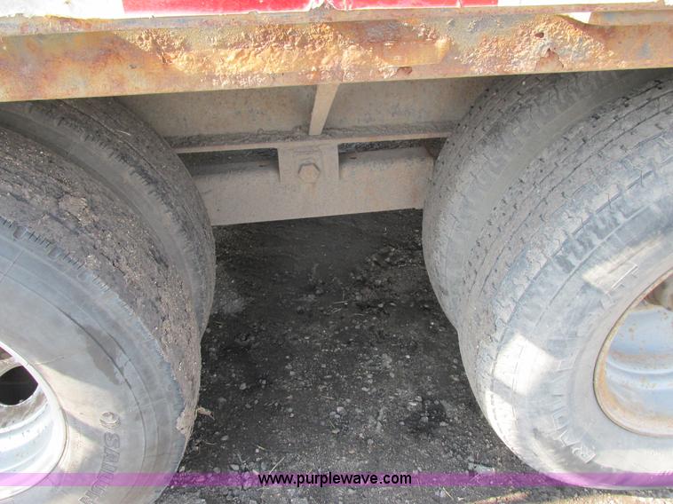 image for item L2635 2007 ABU 10234DG212 equipment trailer