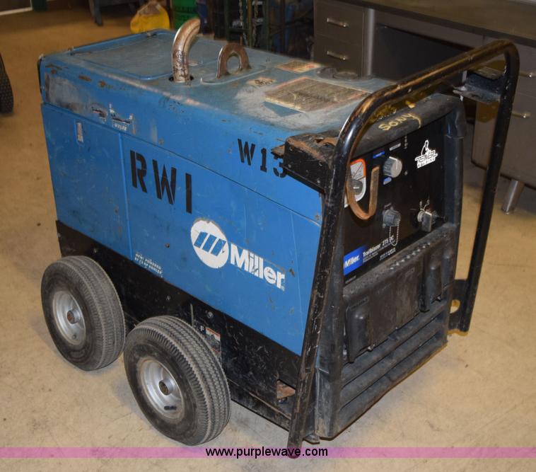 image for item L2643 Miller Trailblazer 275 DC welder