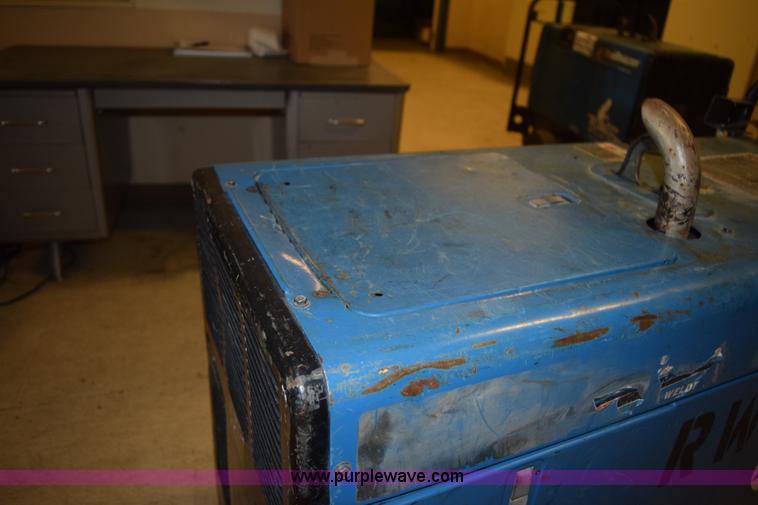 image for item L2643 Miller Trailblazer 275 DC welder