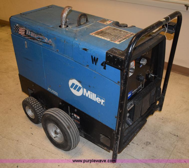image for item L2644 Miller Trailblazer 275 DC welder