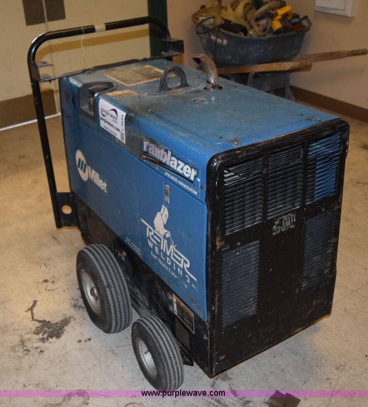 image for item L2644 Miller Trailblazer 275 DC welder