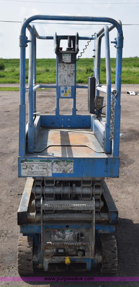 image for item L2650 Genie GS1730 scissor lift