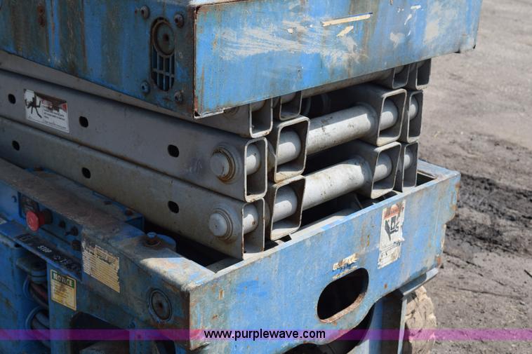 image for item L2650 Genie GS1730 scissor lift