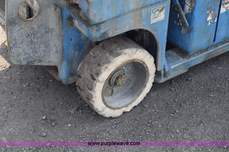 image for item L2650 Genie GS1730 scissor lift