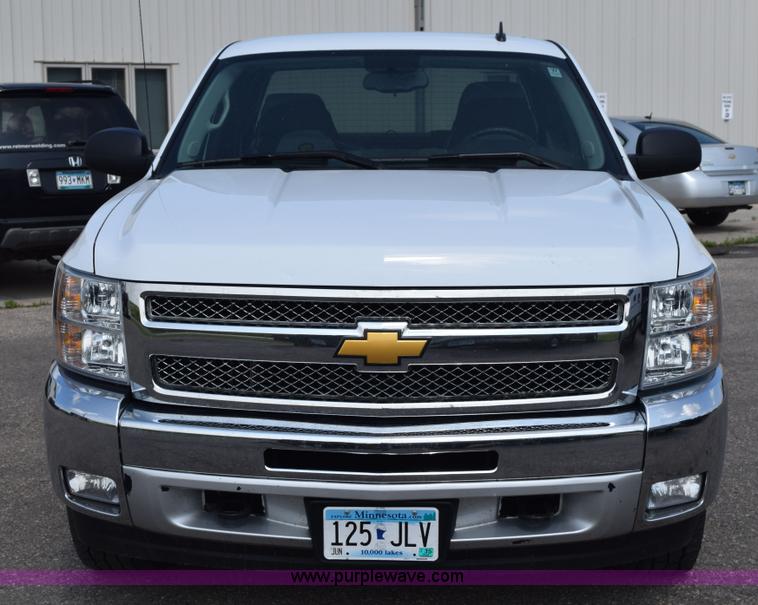 image for item L2651 2012 Chevrolet Silverado 1500 Ext. Cab pickup truck