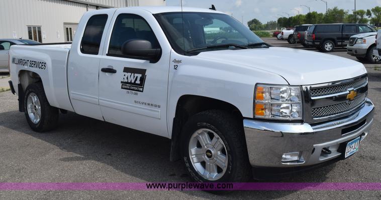 image for item L2651 2012 Chevrolet Silverado 1500 Ext. Cab pickup truck