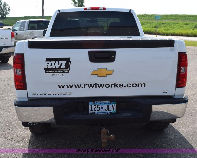 image for item L2651 2012 Chevrolet Silverado 1500 Ext. Cab pickup truck