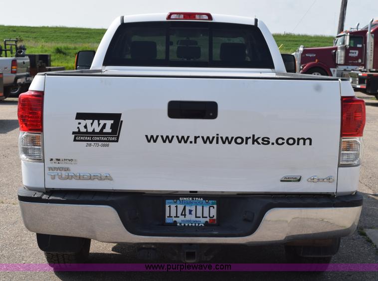 image for item L2653 2013 Toyota Tundra double cab pickup truck