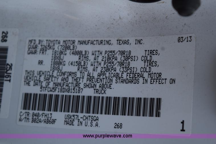 image for item L2653 2013 Toyota Tundra double cab pickup truck