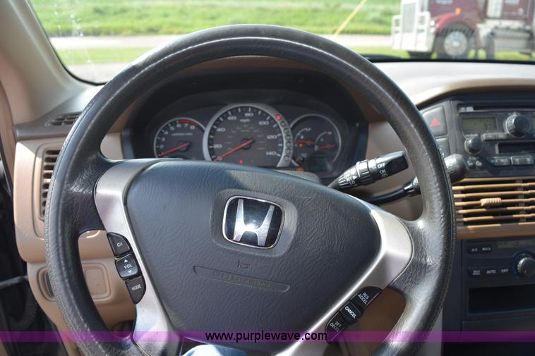 image for item L2654 2004 Honda Pilot EX SUV