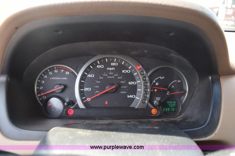 image for item L2654 2004 Honda Pilot EX SUV