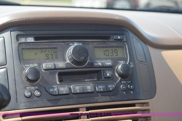 image for item L2654 2004 Honda Pilot EX SUV