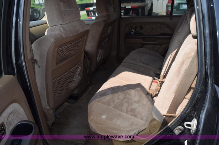 image for item L2654 2004 Honda Pilot EX SUV