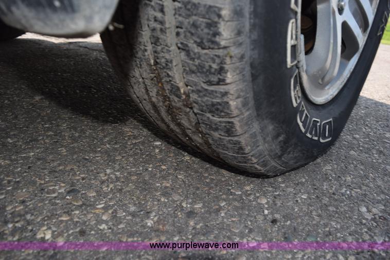 image for item L2654 2004 Honda Pilot EX SUV