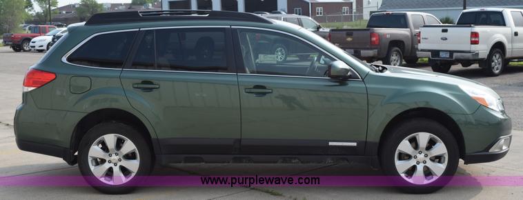 image for item L2656 2011 Subaru Outback