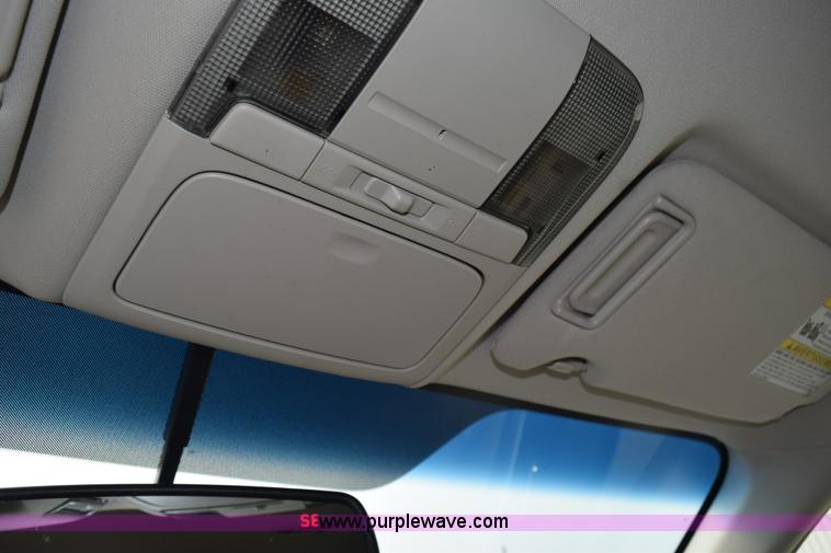 image for item L2656 2011 Subaru Outback