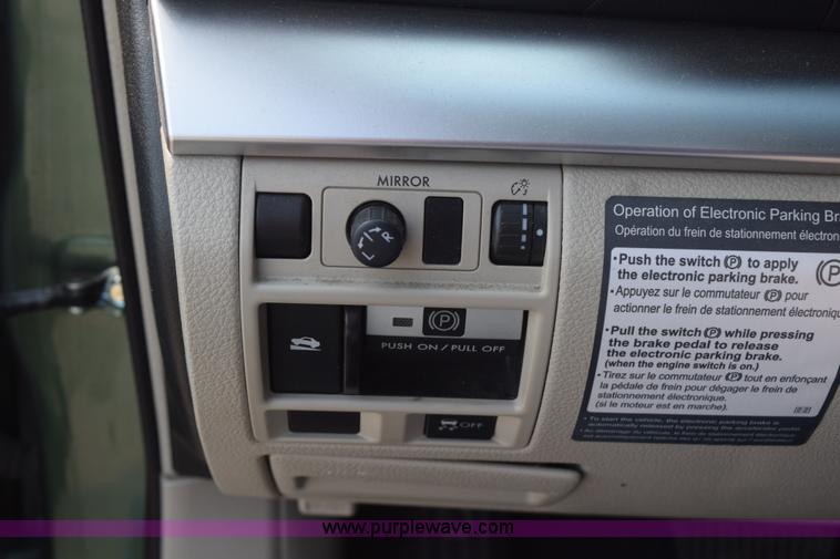 image for item L2656 2011 Subaru Outback