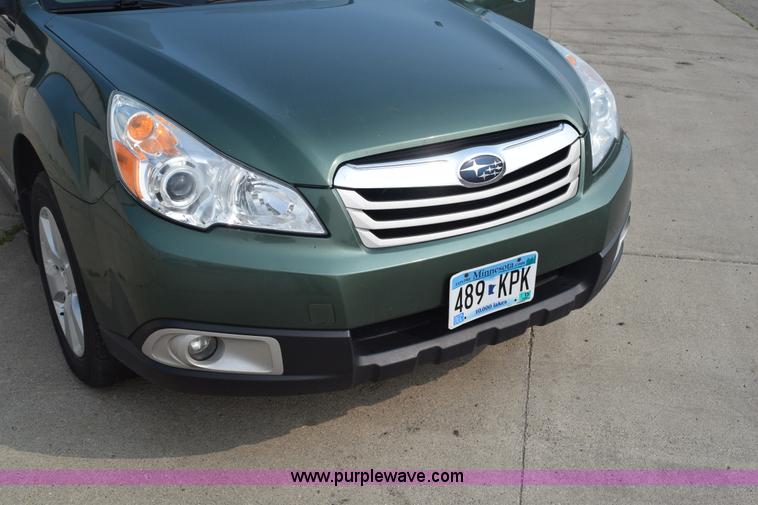 image for item L2656 2011 Subaru Outback