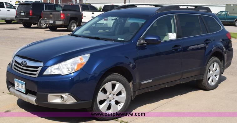 image for item L2679 2011 Subaru Outback