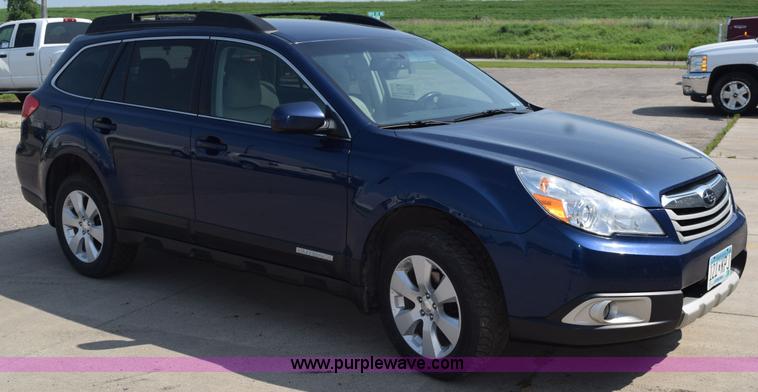 image for item L2679 2011 Subaru Outback