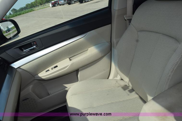 image for item L2679 2011 Subaru Outback