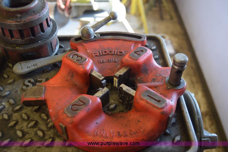 image for item L2691 Rigid 535 chuck machine