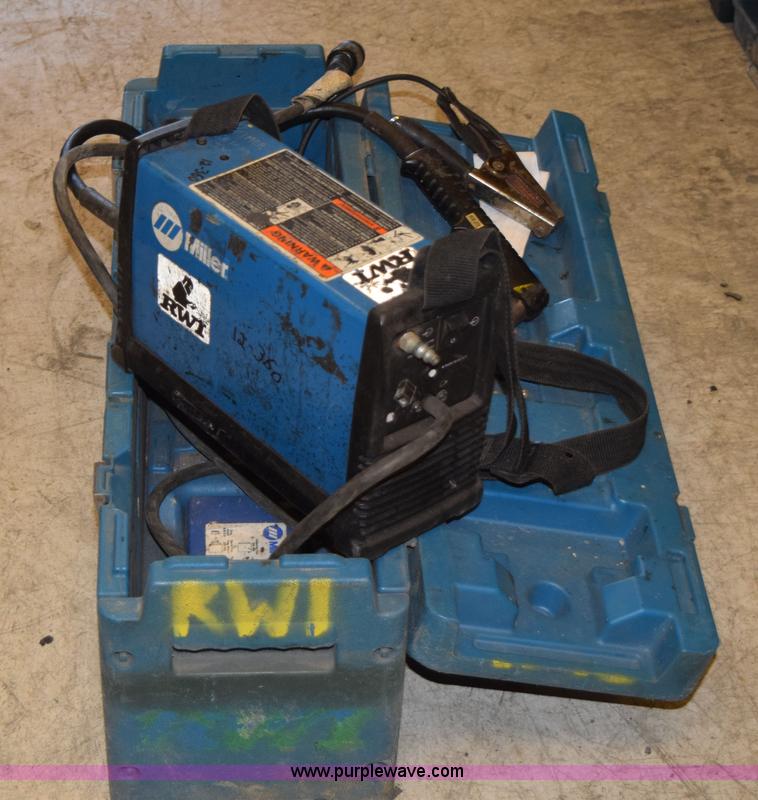 Miller Spectrum 375 Xtreme plasma cutter in East Grand Forks, MN
