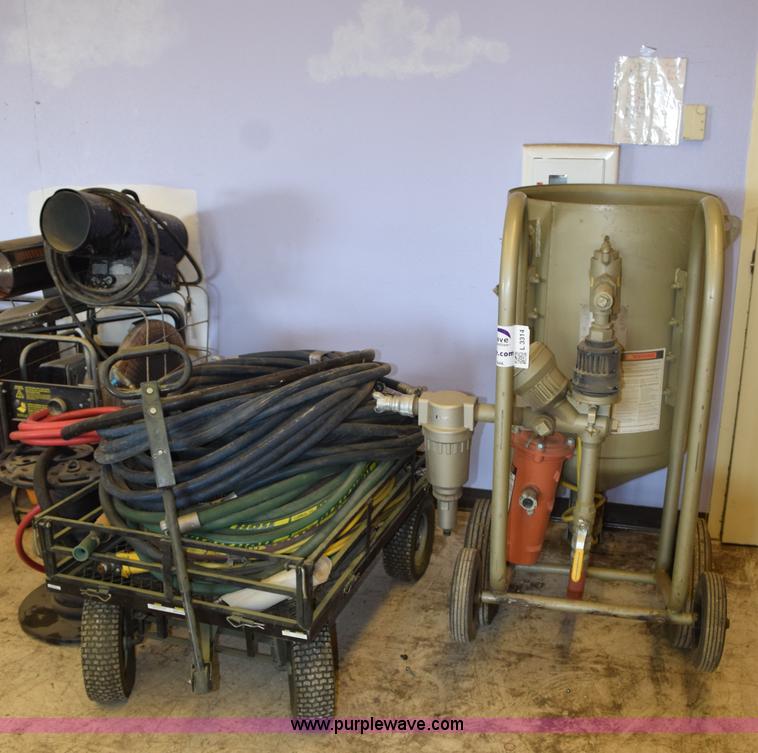 image for item L3314 2003 Clemco sand blaster