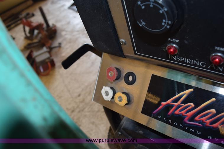 image for item L3325 Aaladin 13-325SC steam cleaner