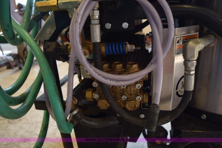 image for item L3325 Aaladin 13-325SC steam cleaner