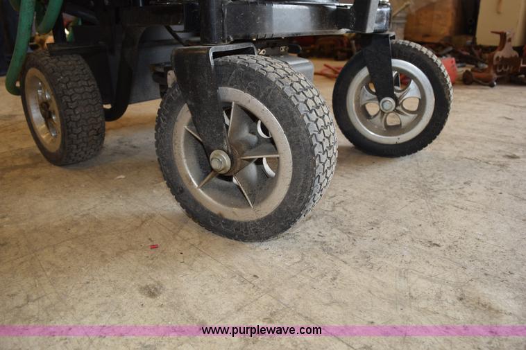 image for item L3325 Aaladin 13-325SC steam cleaner