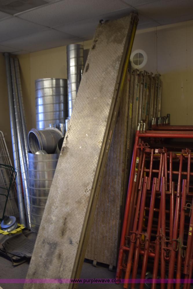 image for item L3328 Assorted planks and scaffolding