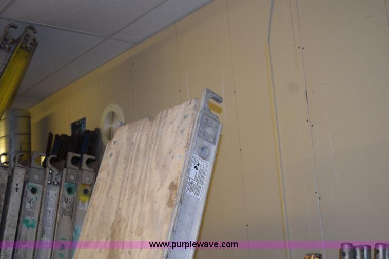 image for item L3328 Assorted planks and scaffolding