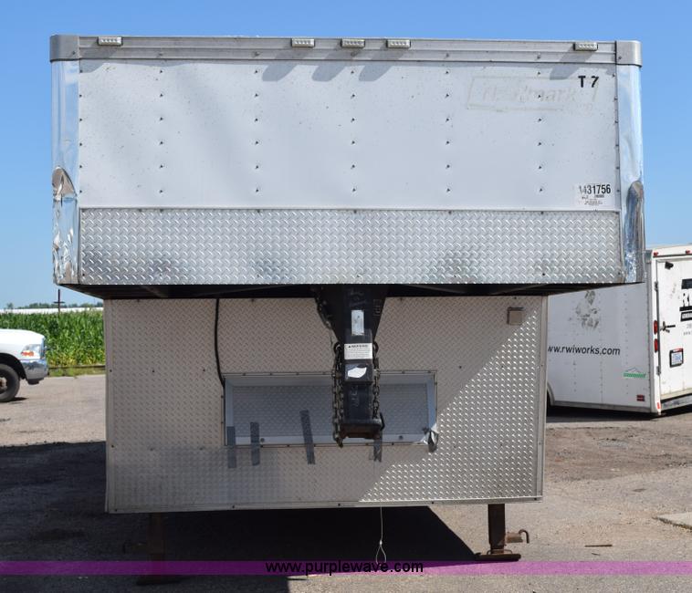 image for item L3343 2006 Haulmark RTG85X36WR3 enclosed cargo trailer
