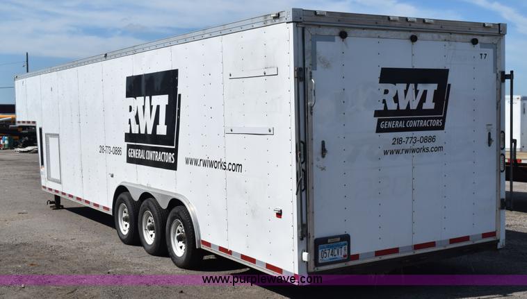 image for item L3343 2006 Haulmark RTG85X36WR3 enclosed cargo trailer