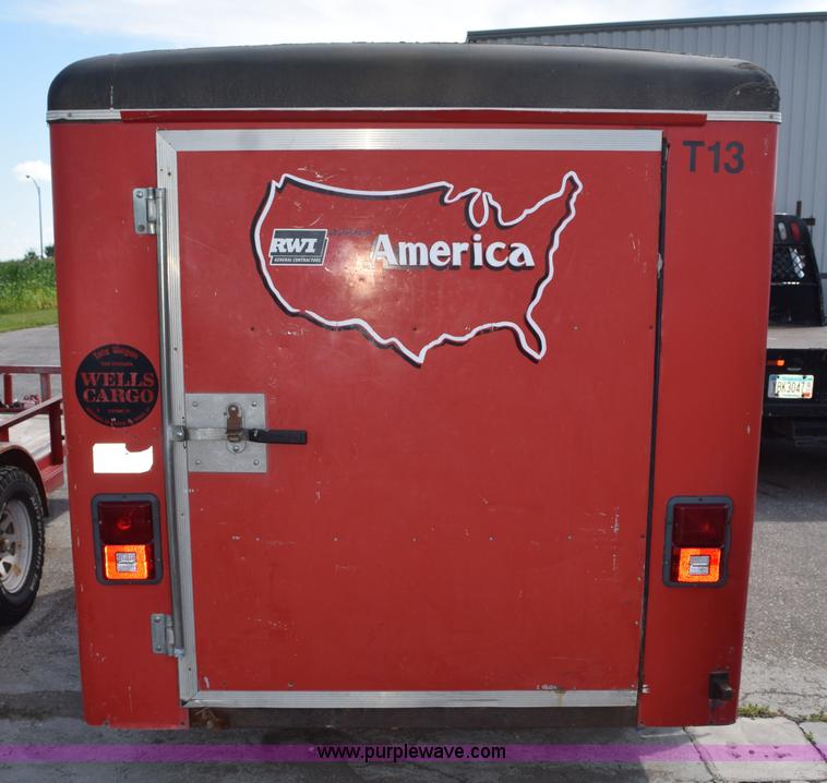 image for item L3345 1998 Wells Cargo enclosed cargo trailer