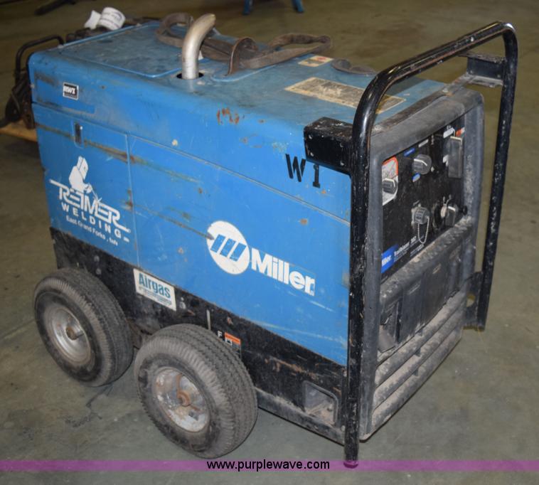 image for item L3352 Miller Trailblazer 302 welder/generator