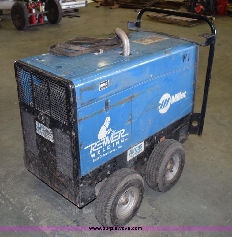image for item L3352 Miller Trailblazer 302 welder/generator