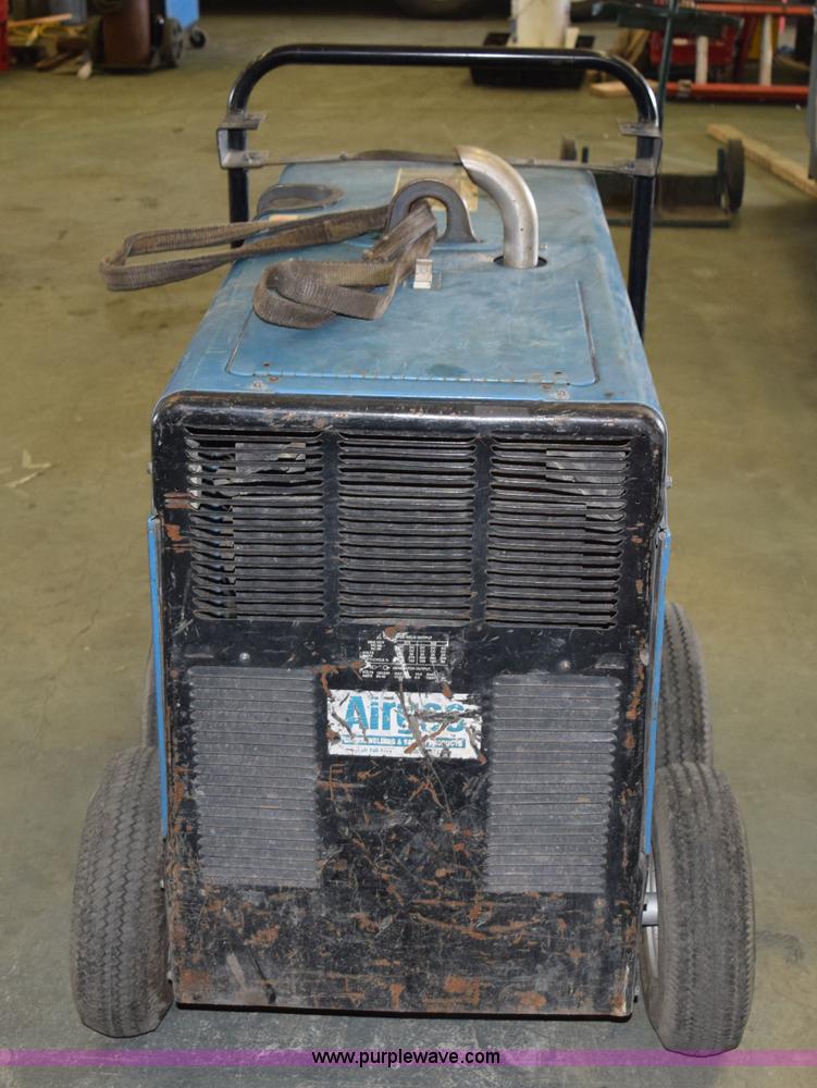 image for item L3352 Miller Trailblazer 302 welder/generator